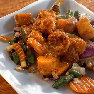 Shrimp and Scallop In Sweet Chu Chee Curry Sauce