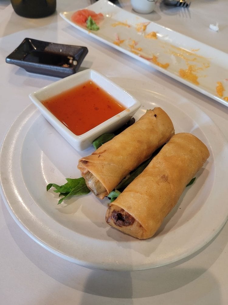 Fried Shrimp & Chicken Spring Roll.